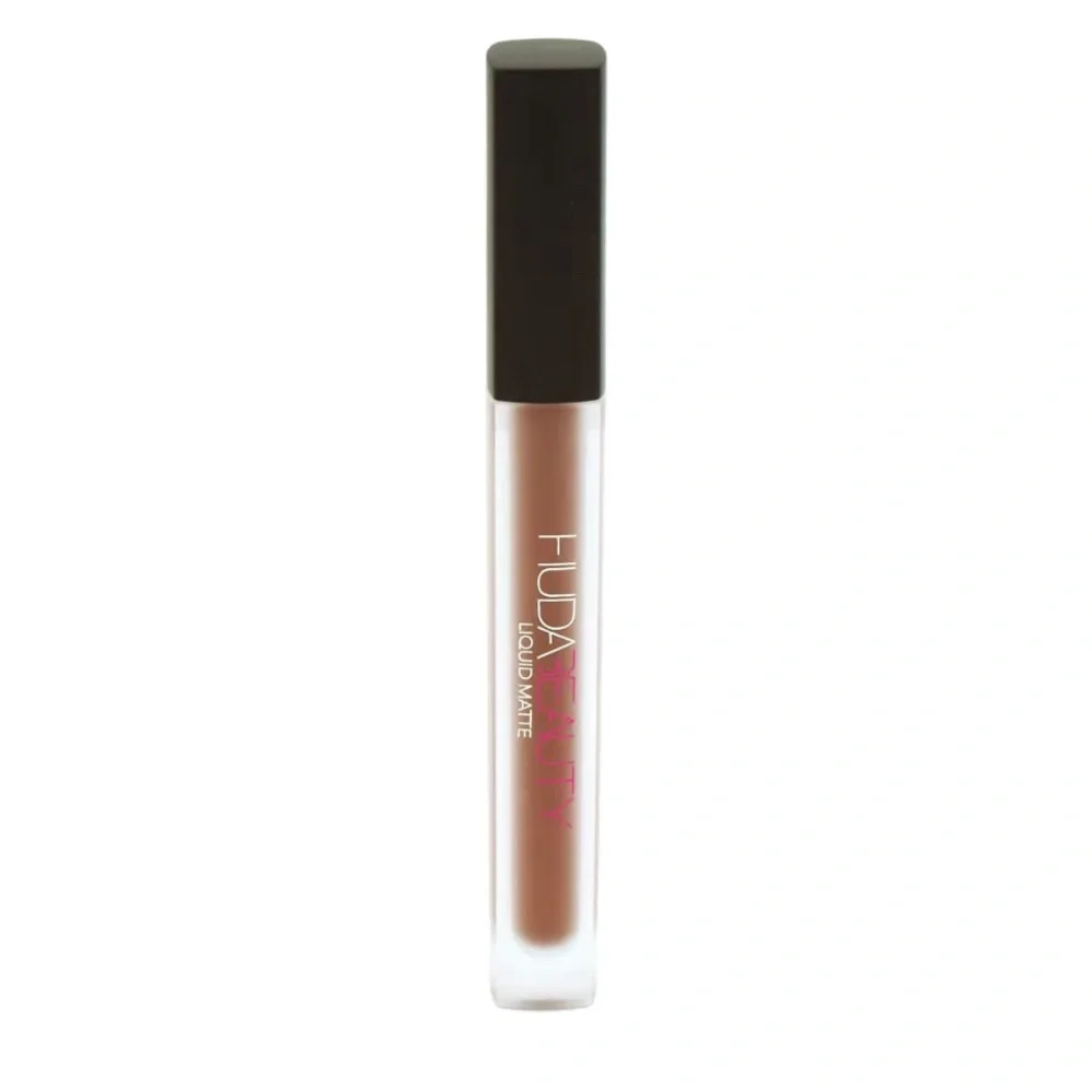 Huda Beauty Liquid Matte Lipstick - Color Bombshell